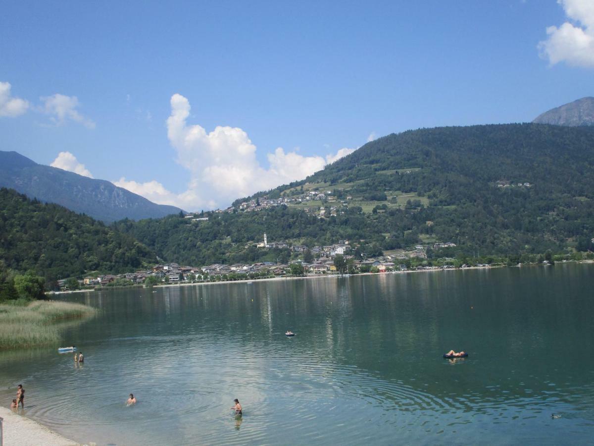 Ferienwohnung La Perla Del Lago Calceranica al Lago Exterior foto