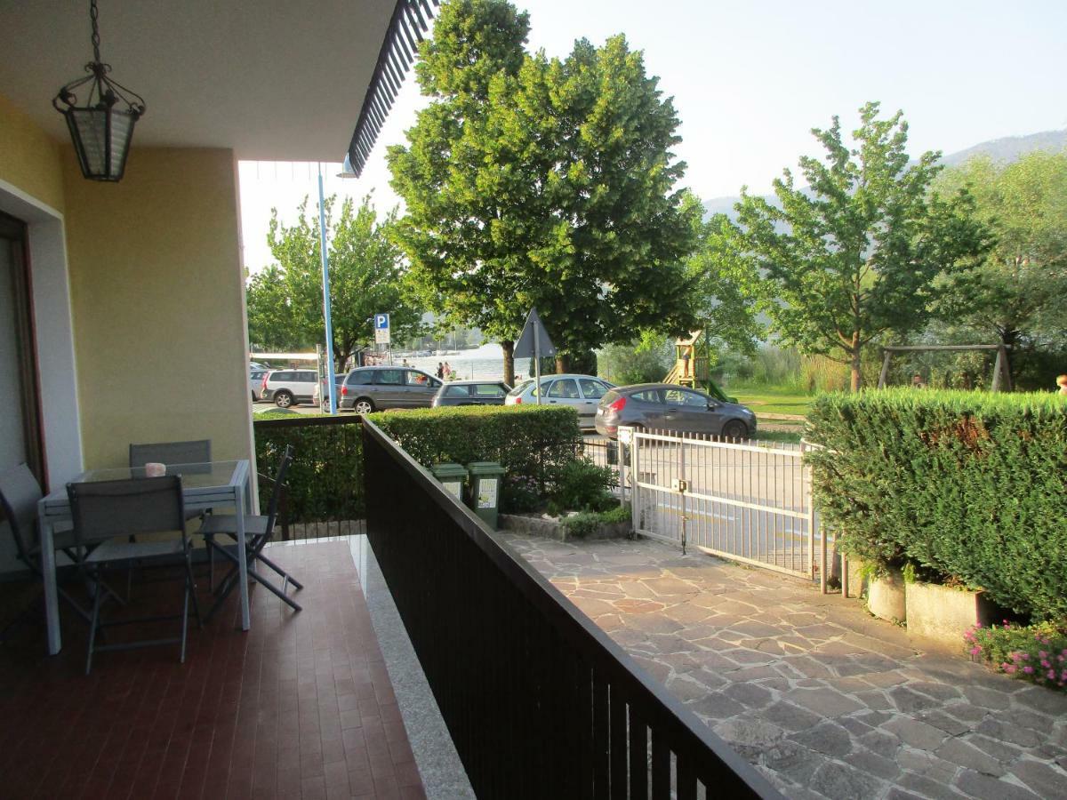 Ferienwohnung La Perla Del Lago Calceranica al Lago Exterior foto