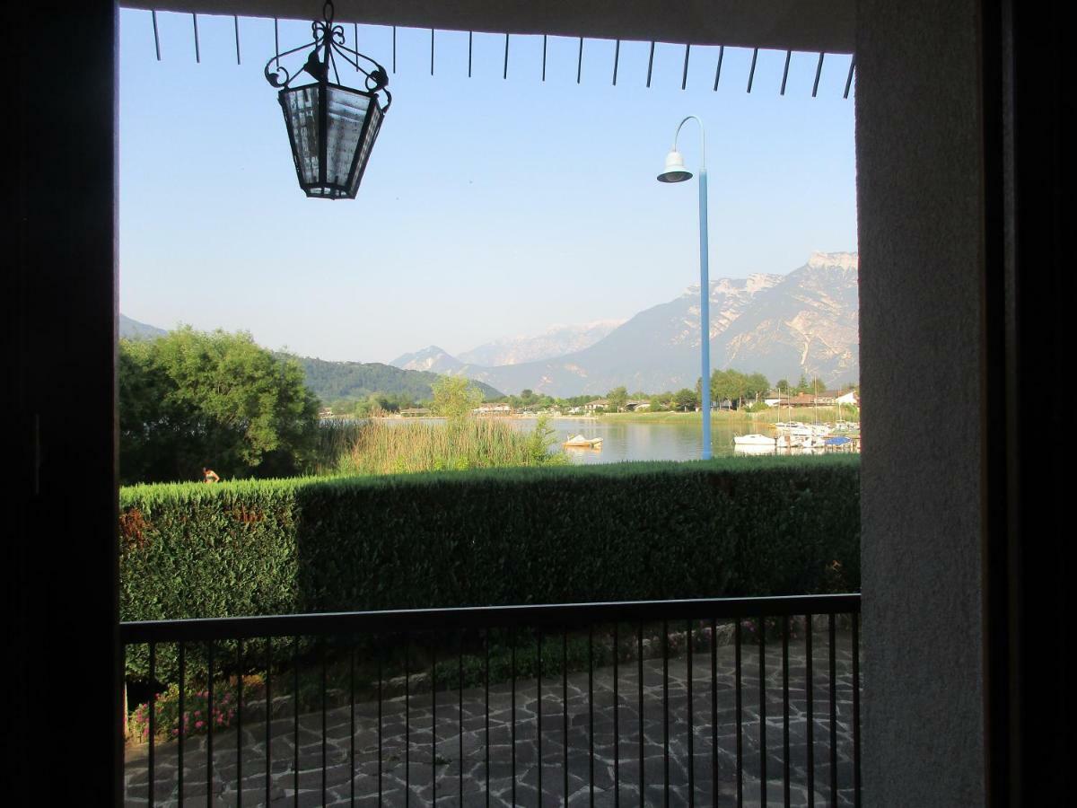 Ferienwohnung La Perla Del Lago Calceranica al Lago Exterior foto
