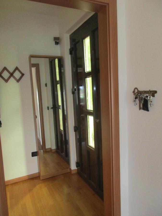 Ferienwohnung La Perla Del Lago Calceranica al Lago Exterior foto